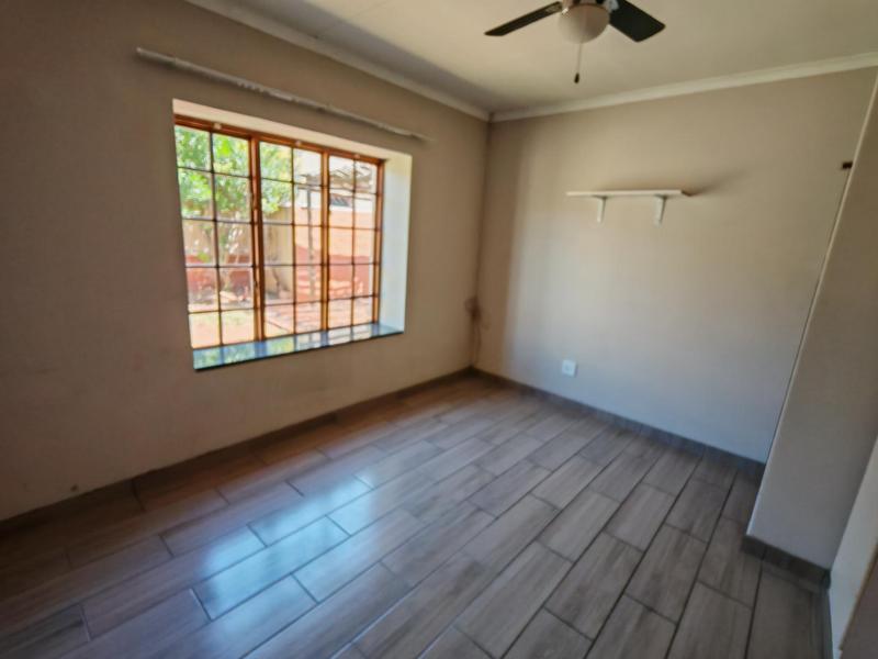 To Let 2 Bedroom Property for Rent in Waterval North West